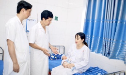 Đang dùng thuốc chống đông, sản phụ bất ngờ vỡ ối ở tuần 39