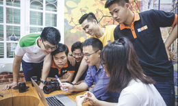 Giữ ngọn lửa niềm tin trong kỷ nguyên vươn mình của dân tộc