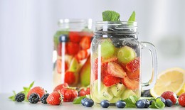 5 loại trái cây thải độc cơ thể tự nhiên và công thức nước detox dễ làm tại nhà