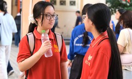 Liên tiếp các trường THPT chuyên hạ điểm chuẩn lớp 10