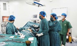Đau bụng đi khám, cô gái 18 tuổi bất ngờ phát hiện mang thai hơn 4 tháng và mắc viêm ruột thừa cấp