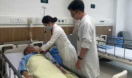 Điều trị ung thư ngay tại quê nhà: Người bệnh đầu tiên hưởng lợi từ mô hình Bạch Mai 'hai cơ sở là một'