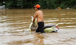 Biển Đông có khả năng đón áp thấp nhiệt đới, cảnh báo mưa dông nhiều khu vực miền Bắc