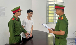 Bắt quản lý quán Phố Hòa Xuân chiếm đoạt gần 900 triệu đồng