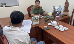 Công an làm việc với người đăng video 'trước khi khởi động xe máy sử dụng xăng E10 phải lắc xe'
