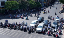 Ngày mai Bắc Bộ và Trung Bộ vẫn nắng nóng gay gắt trên 39 độ