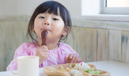 Thực đơn mùa hè cho học sinh, giải pháp dinh dưỡng trong thời tiết nắng nóng