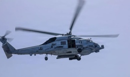 Trực thăng MH-60S Seahawk của Hải quân Mỹ rơi xuống biển Ả Rập