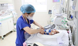 Hạ thân nhiệt xuống 33,5 độ C cứu trẻ ngạt nặng sau sinh