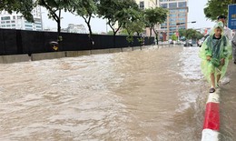 Miền Bắc mưa dông liên tiếp, miền Trung bước vào đợt nắng nóng dài ngày