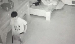 Lẻn vào nhà qua ô thông gió, dùng dao cướp tài sản của người mẹ trẻ đang ngủ