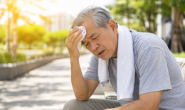 Những nguy cơ sức khoẻ người cao tuổi hay gặp ngày nắng nóng