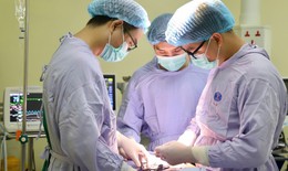 Chỉ nghĩ mình bị ho thông thường, người đàn ông 71 tuổi bất ngờ phát hiện ung thư phổi