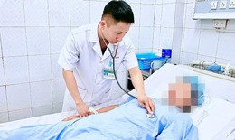Cứu sống cả mẹ và con sản phụ 19 tuổi bị suy hô hấp, nhiễm trùng máu nguy kịch