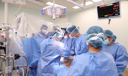 Hành trình hồi sinh từ hai nhịp đập yêu thương: Chạy đua với thời gian để nối dài sự sống