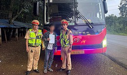 Tài xế xe khách dương tính với ma túy, chạy trên đường với tốc độ 134 km/h