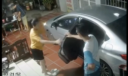 Camera ghi cảnh sản phụ đẻ rơi khiến ai cũng thót tim