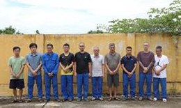 Phá đường dây cá độ bóng đá World Cup gần 11 tỷ đồng, bắt 10 đối tượng
