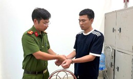 Nhờ người cùng thôn xin việc cho vợ, nam thanh niên bị lừa tiền