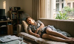 Ngủ trưa có hỗ trợ giảm cân không?