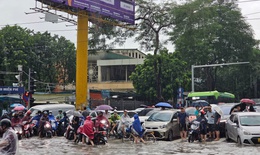 Cảnh báo mưa dông kèm lốc sét khu vực nội thành Hà Nội và các tỉnh phía Bắc