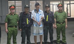 Khởi tố Huấn Hoa Hồng và nhiều đối tượng 