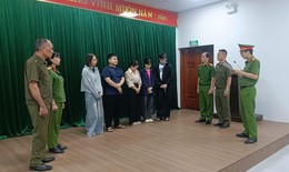 Đóng giả bác sĩ, dọa có bệnh để 'dụ' chị em đi chăm sóc 'vùng kín'