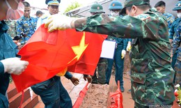 Chiến sĩ Phòng không - Không quân lấy mẫu ADN, tìm lại danh tính liệt sĩ