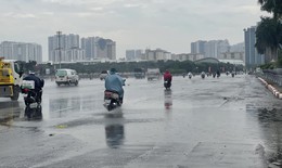 Sau mưa lớn, các 'điểm đen' ngập úng Hà Nội ra sao?