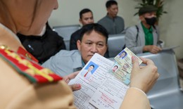 Điểm mới khi đổi GPLX: Quá hạn bao lâu phải thi lại?