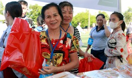 'Hội chợ 0 đồng' mang sẻ chia đến hơn 1.000 người bệnh