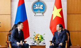 Chủ tịch Quốc hội Trần Thanh Mẫn hội kiến Thủ tướng Mông Cổ