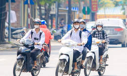 Báo động học sinh chưa đủ tuổi đi xe máy, trách nhiệm trước hết thuộc về cha mẹ?