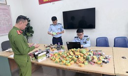 Hà Nội kiểm soát thuốc lá điện tử: 'Ẩn mình' phố cổ, bủa vây không gian mạng