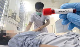 Tưởng cảm cúm, hai ngày sau phát hiện sốt xuất huyết nguy hiểm