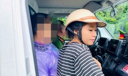 Chuyến xe công vụ đặc biệt vượt sạt lở đưa người bệnh cấp cứu