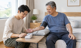 Huyết áp, đường huyết bất thường, khi nào cần liên hệ bác sĩ?