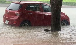 Đô thị Vinh hứng lượng mưa kỷ lục, cảnh báo mưa lớn tiếp diễn chiều nay