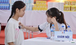 Khám sức khỏe miễn phí, phát hiện sớm nguy cơ bệnh tật ở người trẻ
