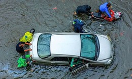 Bangkok chìm trong biển nước, Thái Lan ban bố tình trạng thảm hoạ