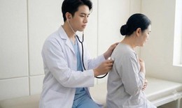 Những nhịp thở bất an của người bệnh và bài học về sự lắng nghe của thầy thuốc 