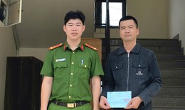 Nhận được 1 tỷ vào tài khoản, người đàn ông lập tức báo công an
