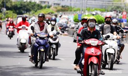 Miền Bắc nắng nóng gay gắt 37 độ trước khi đón không khí lạnh vào đêm nay