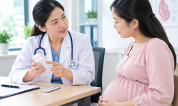 Tự ý bỏ điều trị bệnh nội tiết khi mang thai: Mẹ và thai nhi có thể gặp nguy hiểm