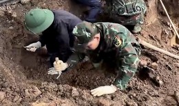 Phát hiện mộ tập thể liệt sĩ trong khuôn viên ngân hàng
