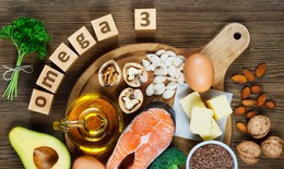 5 loại thực phẩm giúp giảm khô mắt