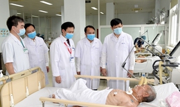 Quyền Bộ trưởng Nguyễn Thanh Long: Sớm đưa Bệnh viện HNĐK Nghệ An trở thành bệnh viện hạng đặc biệt