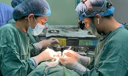 BV Sản Nhi Nghệ An đồng hành cùng bệnh nhân mắt lác bẩm sinh có hoàn cảnh khó khăn