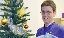 Người bí ẩn 54 năm gửi thiệp Giáng sinh đến bệnh viện