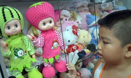 Phát hiện chất gây ung thư trong búp bê đầu trái cây xuất xứ Trung Quốc
